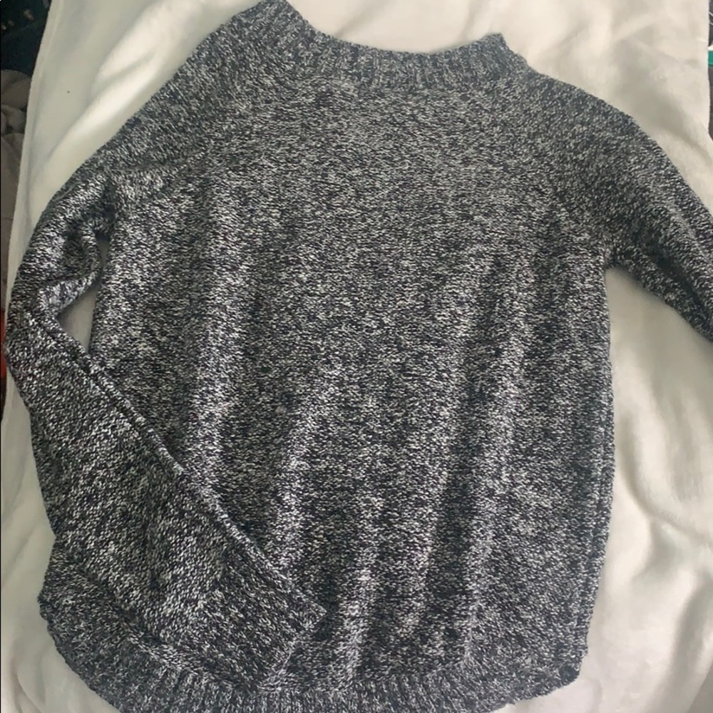 Sweater - Picture 3 of 4